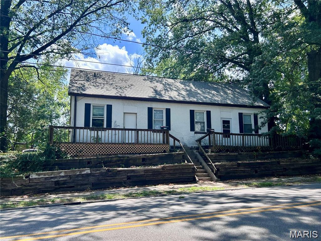1st image of 517 Mascoutah Ave, Belleville, IL 62220 | MLS# MIS26048326