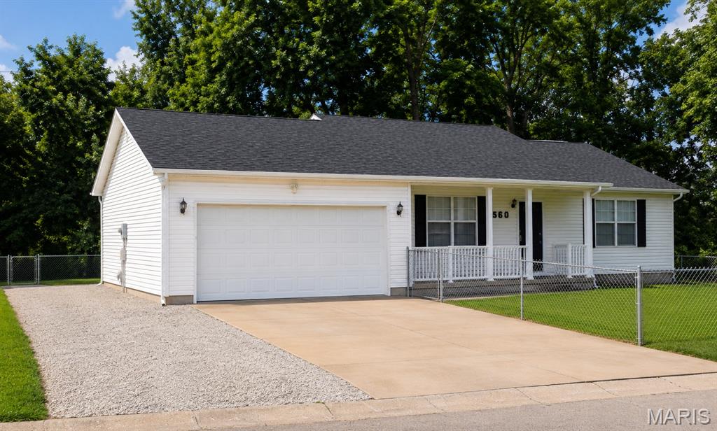 2nd image of 560 Huntleigh Ct, Farmington, MO 63640 | MLS# MIS26048357