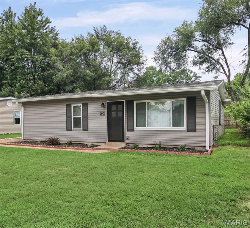2nd image of 140 Saint Thomas Ln, East Saint Louis, IL 62206 | MLS# MIS26048358