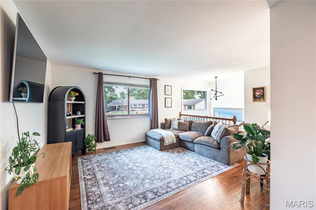 2nd image of 28 Lori Cir, Maryland Heights, MO 63043 | MLS# MIS26048359