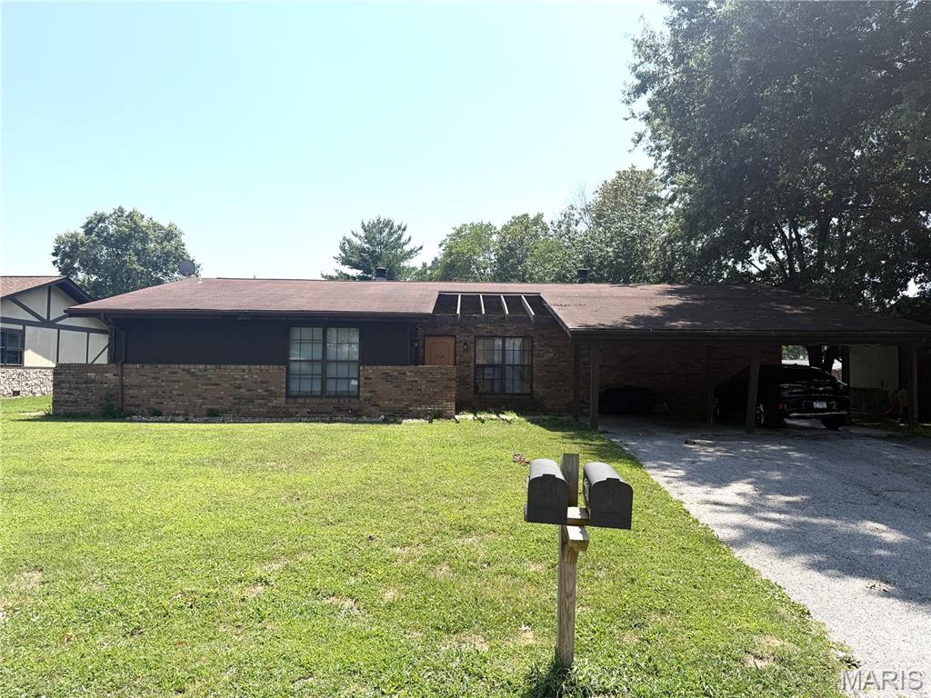 1st image of 112 Kingsway Dr, Belleville, IL 62226 | MLS# MIS26048385