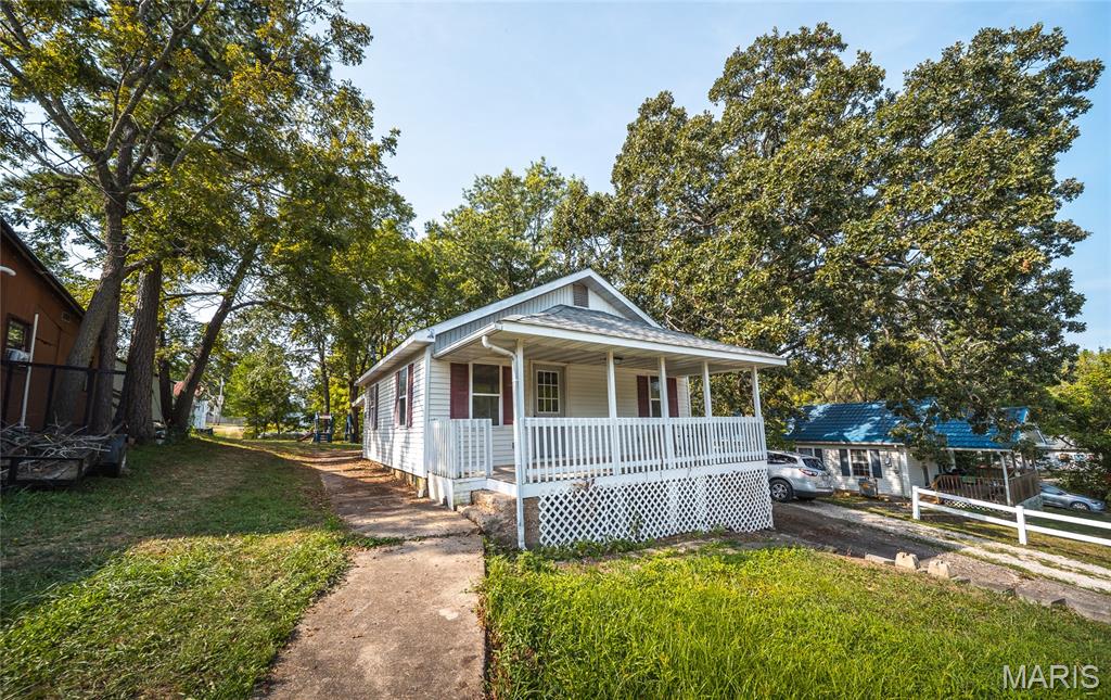1st image of 205 9th St, Crocker, MO 65452 | MLS# MIS26048388