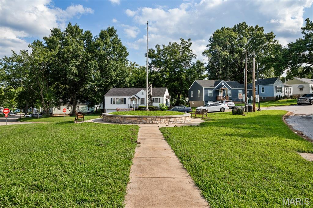 32nd image of 5336 Kirkland Dr, Saint Louis, MO 63121 | MLS# MIS26048424