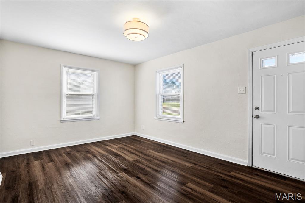 4th image of 5336 Kirkland Dr, Saint Louis, MO 63121 | MLS# MIS26048424
