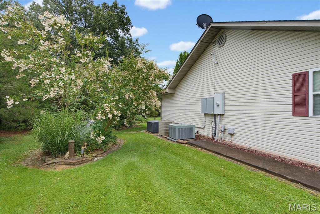 5th image of 4806 County Road 534, Poplar Bluff, MO 63901 | MLS# MIS26048440