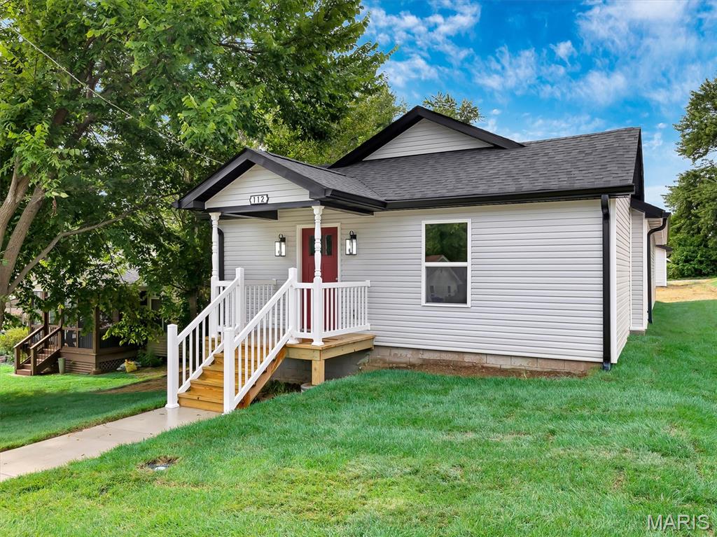 2nd image of 112 E Franklin St, Pacific, MO 63069 | MLS# MIS26048545