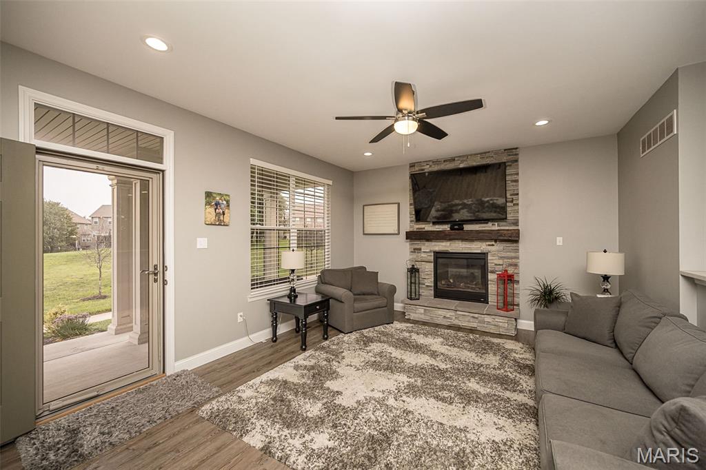 4th image of 17039 Main St, Wildwood, MO 63040 | MLS# MIS26048569
