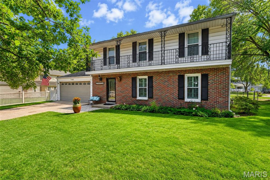 2nd image of 8925 Lou Ct, Saint Louis, MO 63126 | MLS# MIS26048584