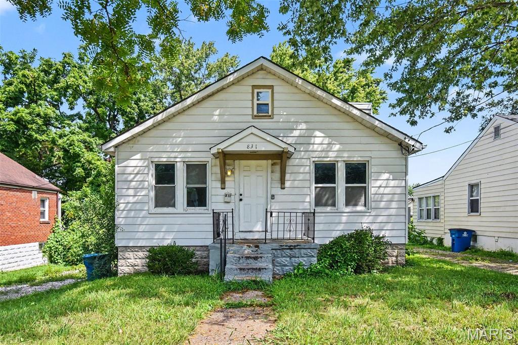 2nd image of 831 Abston St, Saint Louis, MO 63135 | MLS# MIS26048585