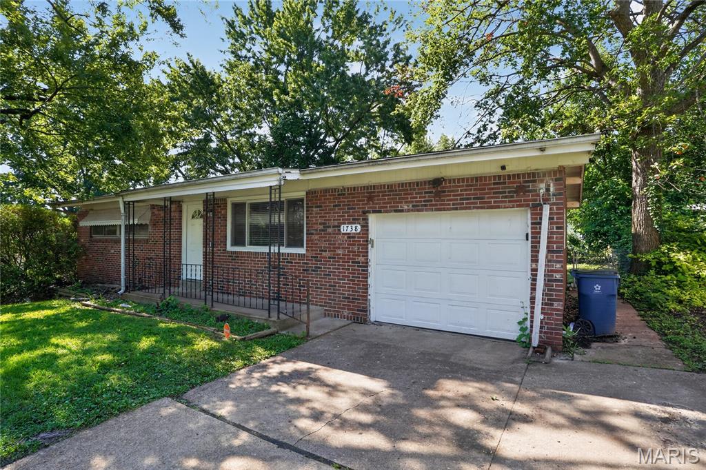 2nd image of 1738 Beecher Dr, Saint Louis, MO 63136 | MLS# MIS26048692