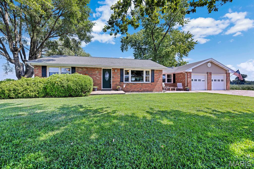 2nd image of 4915 Tower Line Rd, Saint Charles, MO 63301 | MLS# MIS26048722