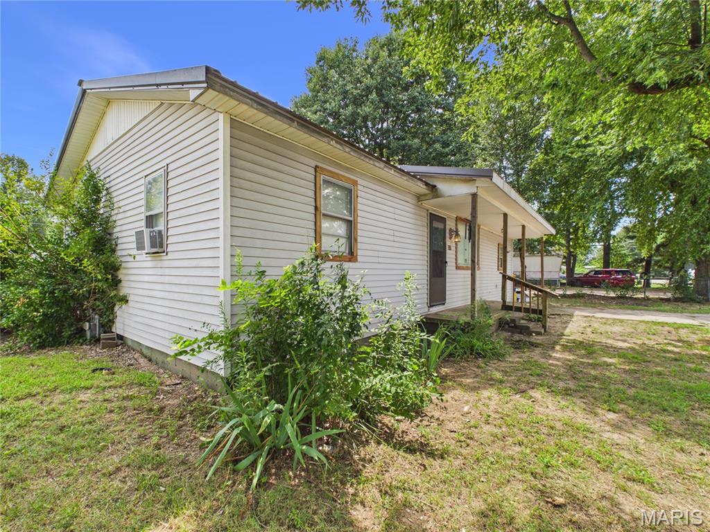 2nd image of 2221 Raydeana St, Kennett, MO 63857 | MLS# MIS26048727