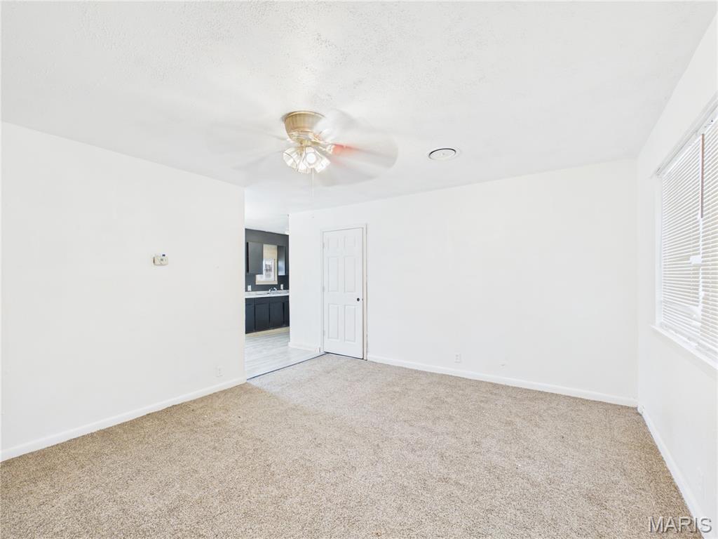 3rd image of 2221 Raydeana St, Kennett, MO 63857 | MLS# MIS26048727