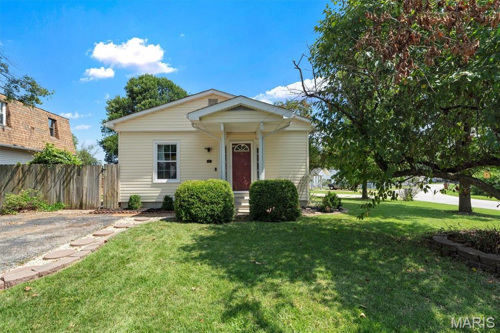 2nd image of 36 Cedar Dr, Pacific, MO 63069 | MLS# MIS26048749