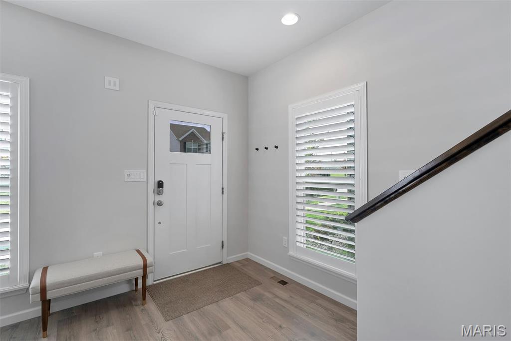 2nd image of 9409 Vandervoort Ct, Saint Louis, MO 63126 | MLS# MIS26048759
