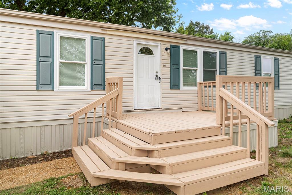 2nd image of 201 Arborview Dr, Villa Ridge, MO 63089 | MLS# MIS26048774