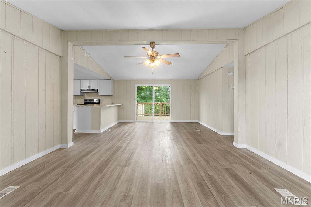 4th image of 201 Arborview Dr, Villa Ridge, MO 63089 | MLS# MIS26048774