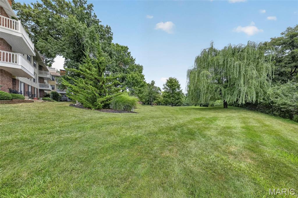 5th image of 1530 Bedford Forge Ct #15, Chesterfield, MO 63017 | MLS# MIS26048791