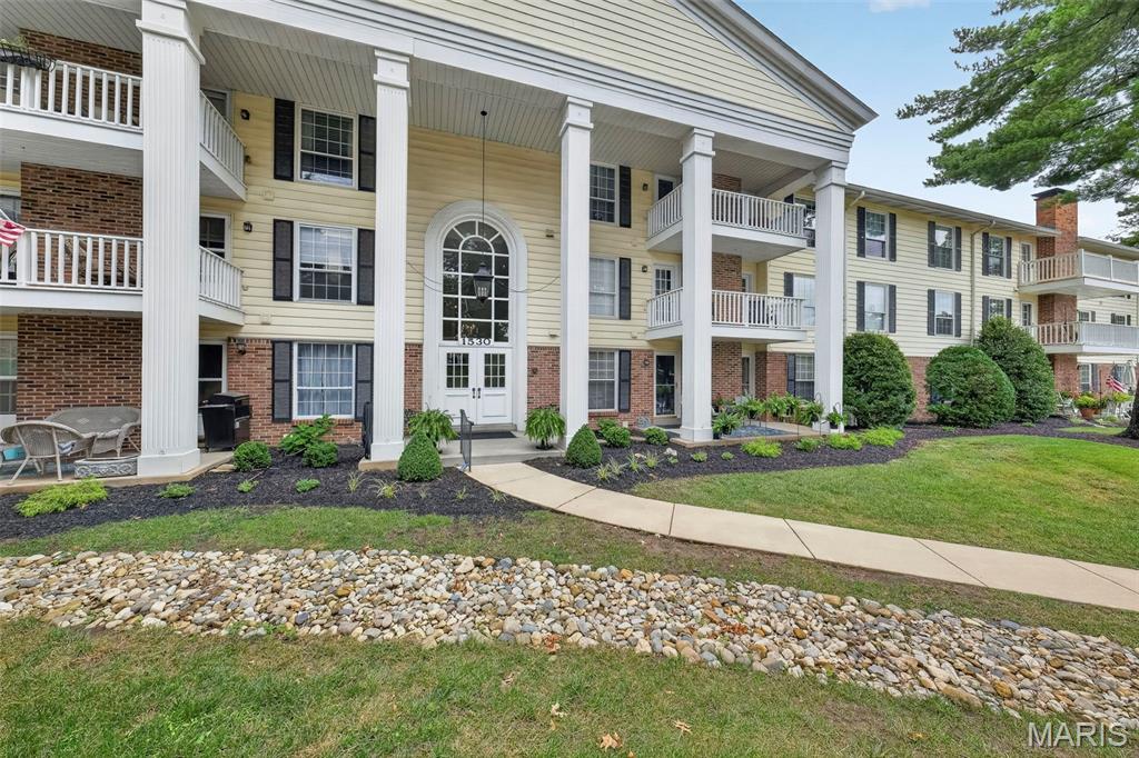 3rd image of 1530 Bedford Forge Ct #15, Chesterfield, MO 63017 | MLS# MIS26048791