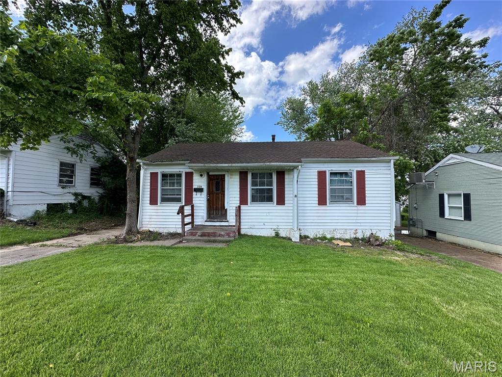 1st image of 339 Crawford Rd, Saint Louis, MO 63137 | MLS# MIS26048816