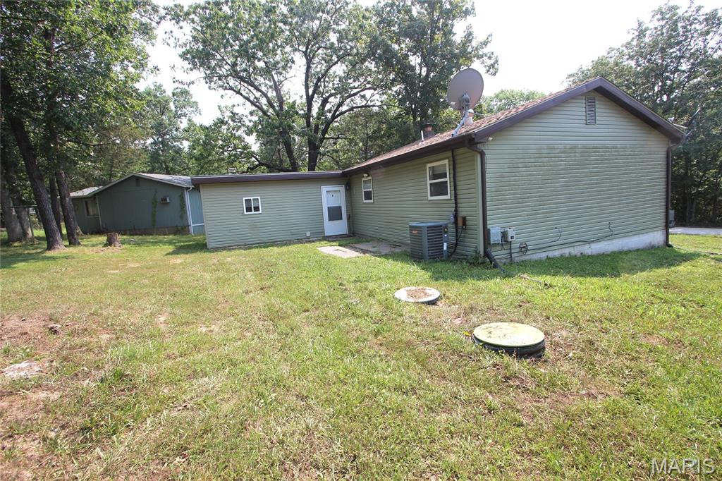 4th image of 10101 N Oriole Dr, Bismarck, MO 63624 | MLS# MIS26048836