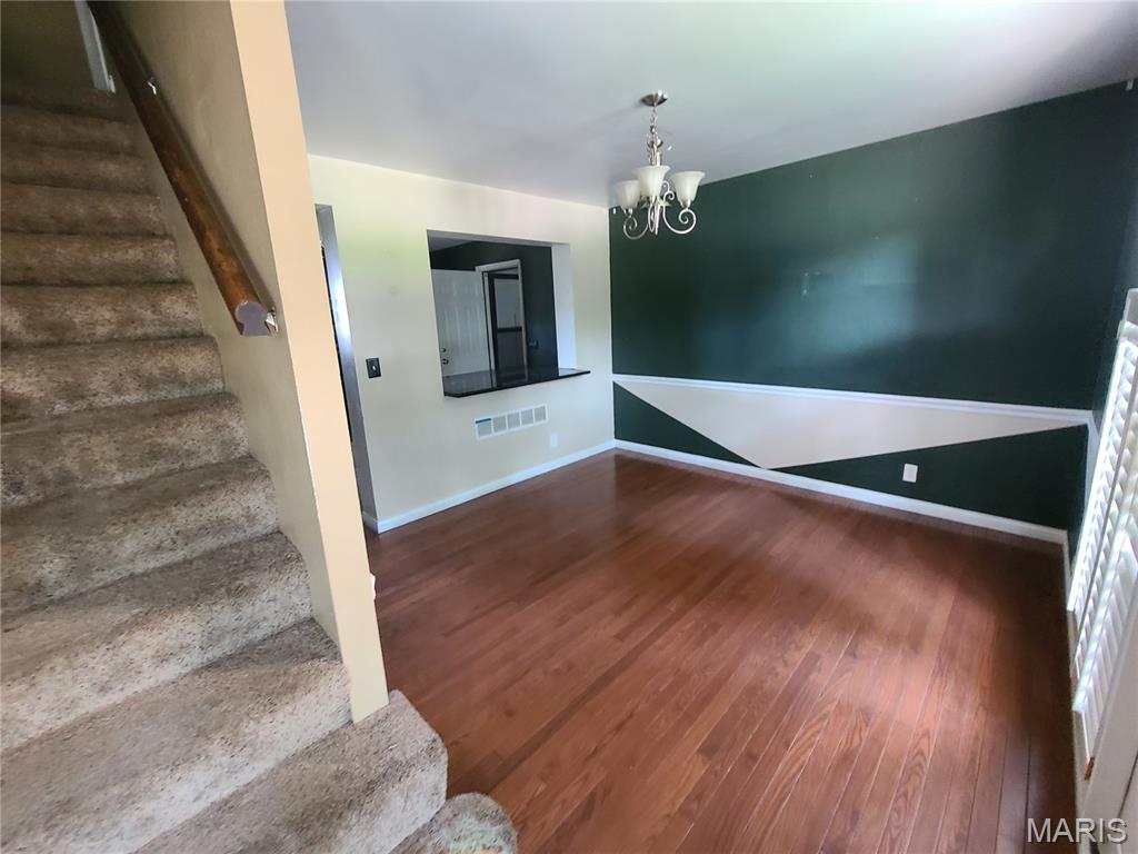 4th image of 48 Oak Hill Ln, St Peters, MO 63376 | MLS# MIS26048842