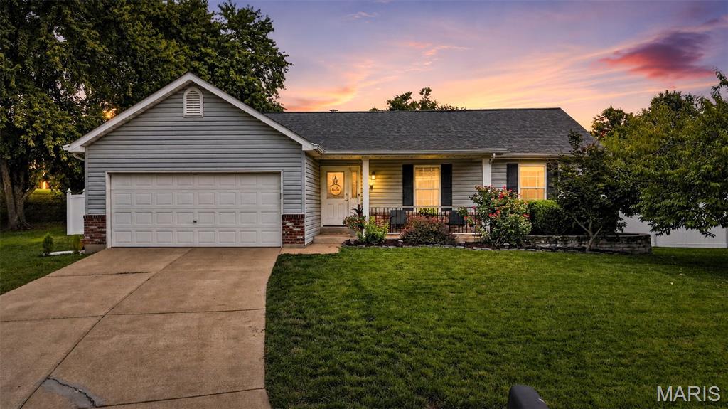 32nd image of 708 Woodland Ridge Dr, St Peters, MO 63376 | MLS# MIS26048845