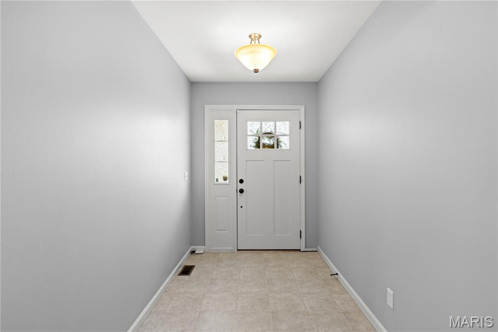 2nd image of 1811 Hackmann Hollow Dr, Wentzville, MO 63385 | MLS# MIS26048868