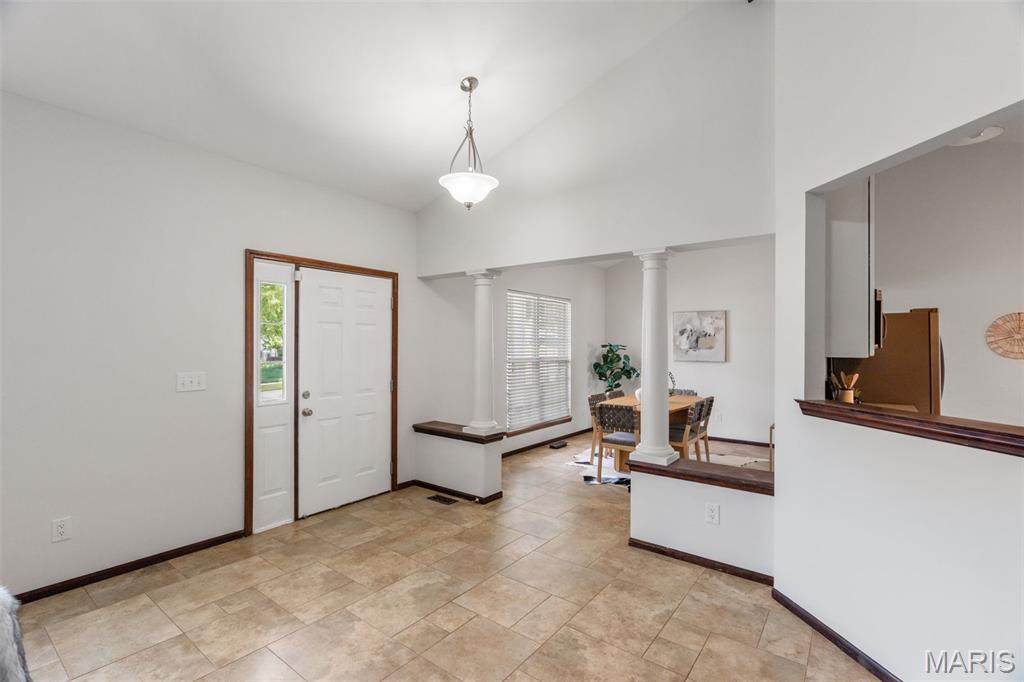 4th image of 415 Spirit Dr, Lake St Louis, MO 63367 | MLS# MIS26048881