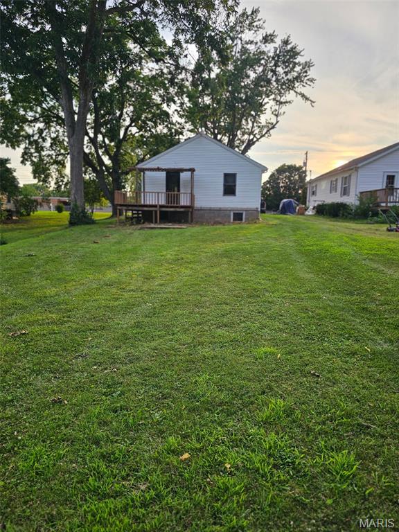 3rd image of 642 Clarksville Rd, Pittsfield, IL 62363 | MLS# MIS26048921