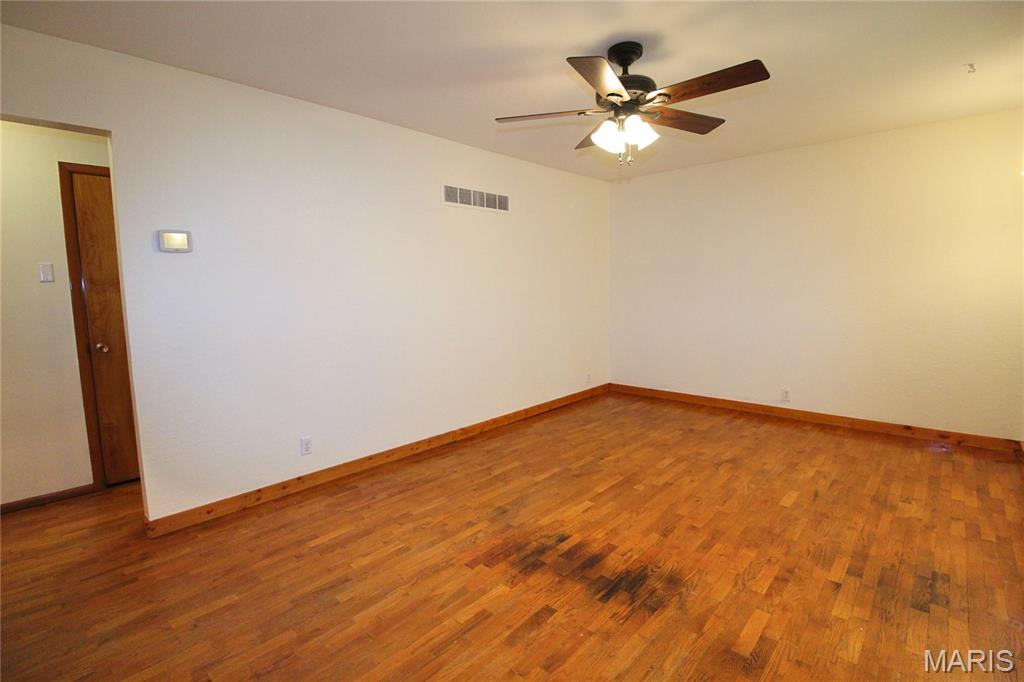 3rd image of 328 Sauget Ave, East Saint Louis, IL 62206 | MLS# MIS26048925