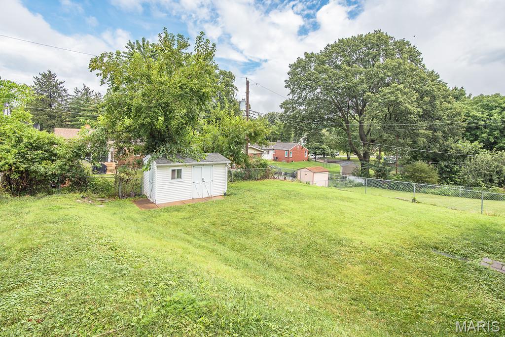 5th image of 9211 Alpine Dr, Affton, MO 63123 | MLS# MIS26048930