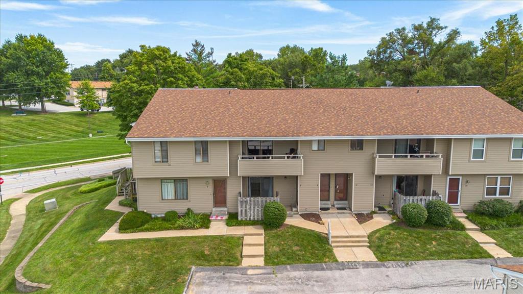 2nd image of 6 Megans Ct, O Fallon, MO 63366
