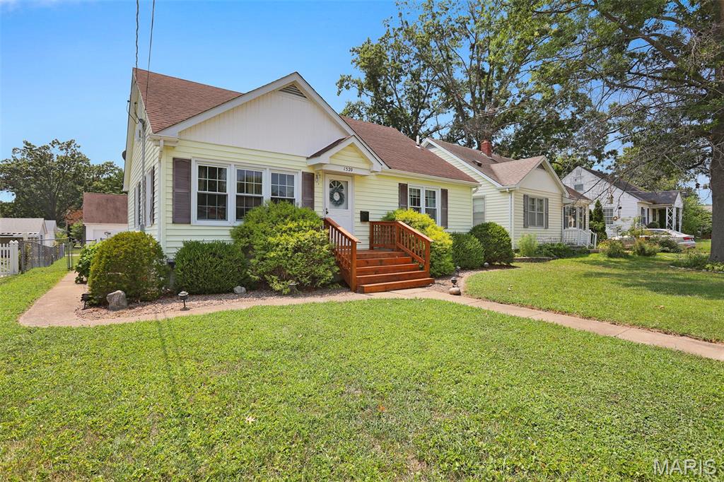 2nd image of 1520 E 6th St, Washington, MO 63090 | MLS# MIS26048976
