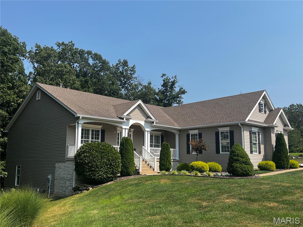 2nd image of 304 Crescent Oak Ct, Wentzville, MO 63385 | MLS# MIS26048978