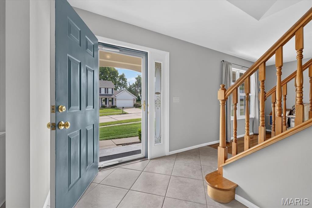 2nd image of 2087 Hackmann Estates Dr, Saint Charles, MO 63303 | MLS# MIS26048999