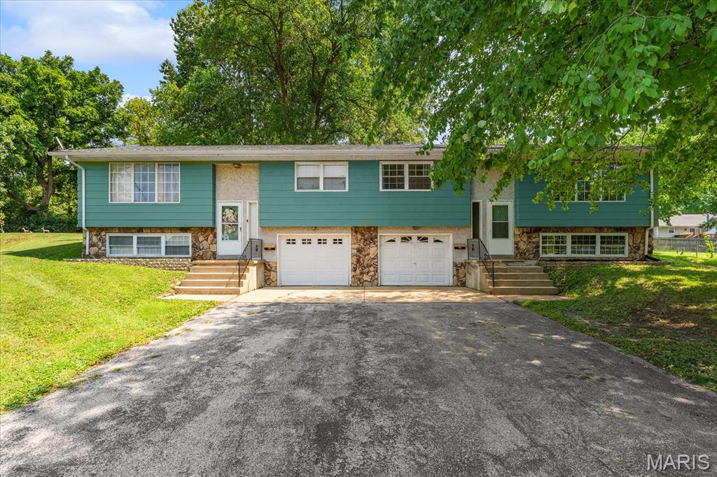 1st image of 2100 E Belle Ave, Belleville, IL 62221 | MLS# MIS26049004