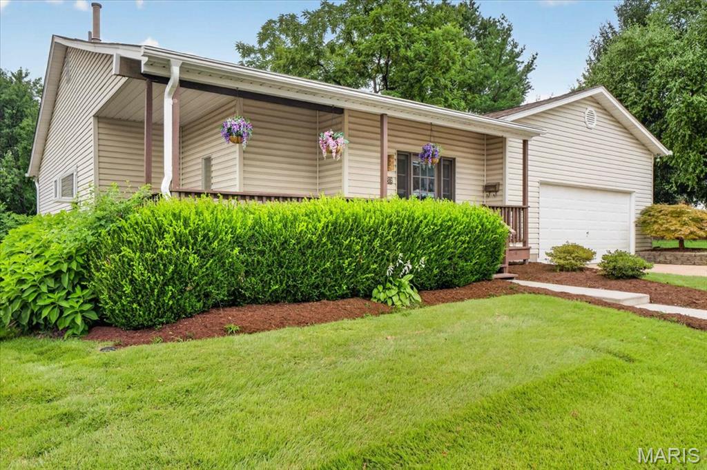 4th image of 8686 Barby Ln, Saint Louis, MO 63124 | MLS# MIS26049074