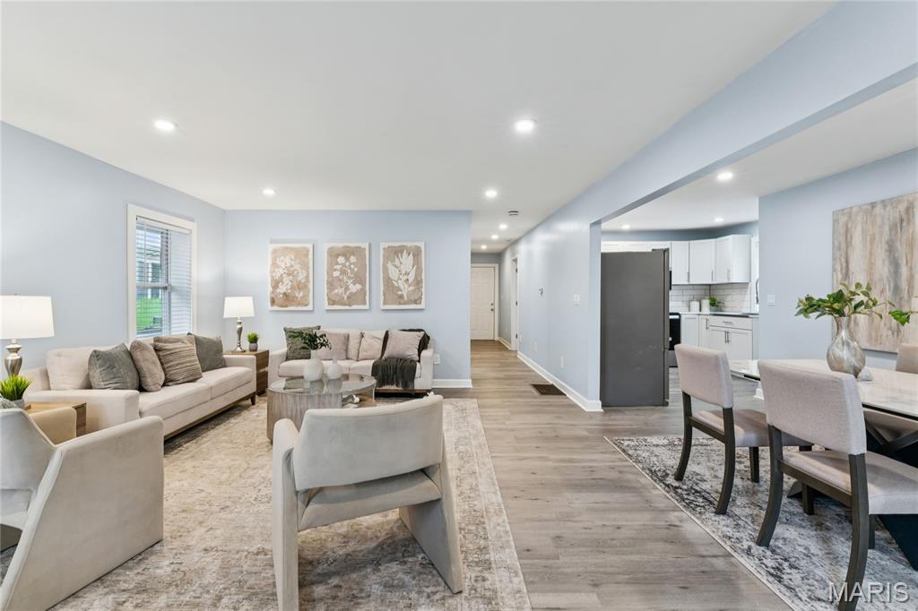 1st image of 1501 Stockard Ave, Saint Louis, MO 63117 | MLS# MIS26049078