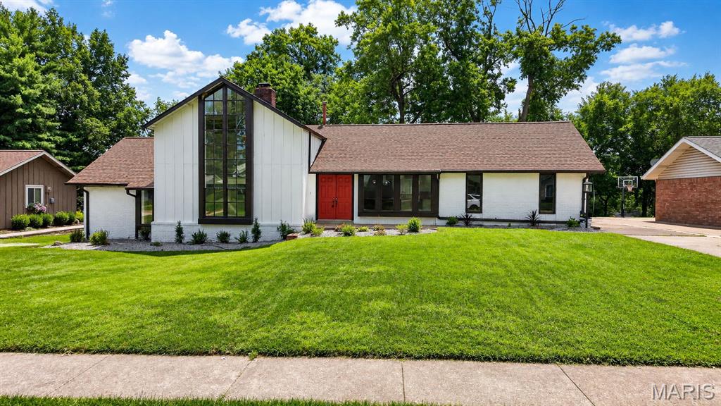4th image of 500 Kingridge Dr, Ballwin, MO 63011 | MLS# MIS26049098