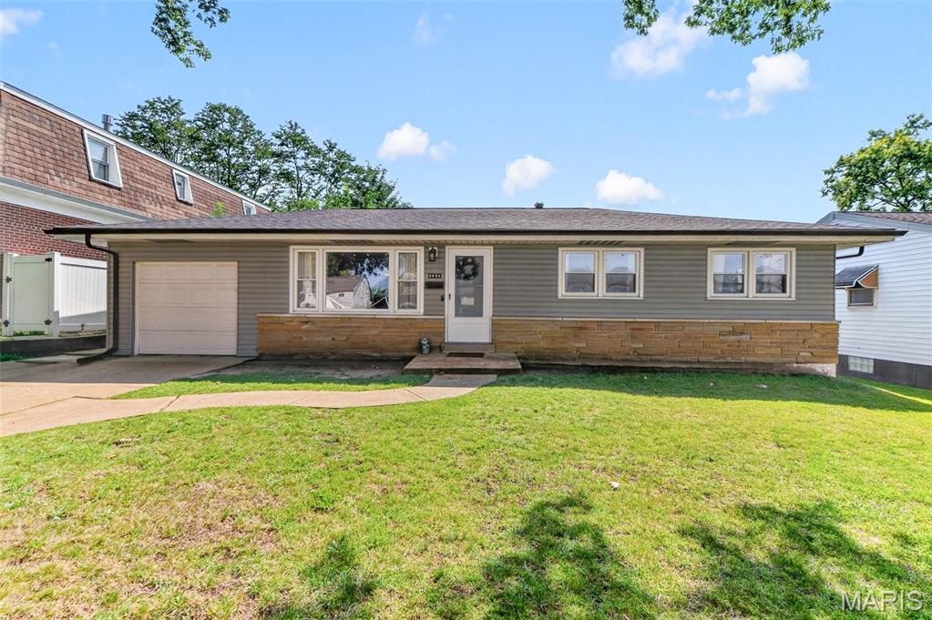 2nd image of 3834 Primm St, Saint Louis, MO 63123 | MLS# MIS26049118