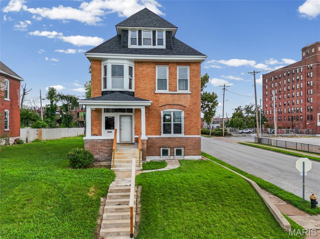 1st image of 736 Aubert Ave, Saint Louis, MO 63108 | MLS# MIS26049171
