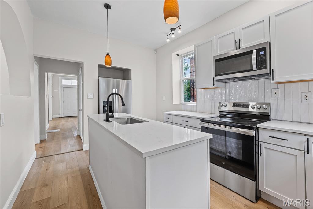 4th image of 736 Aubert Ave, Saint Louis, MO 63108 | MLS# MIS26049171