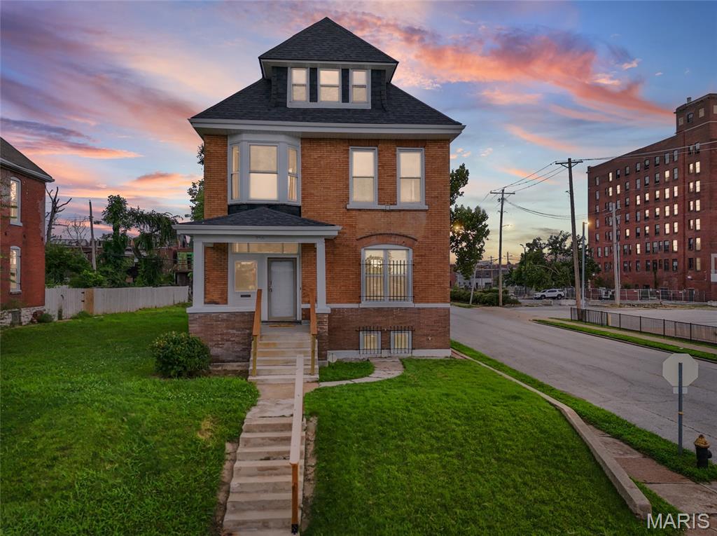 53rd image of 736 Aubert Ave, Saint Louis, MO 63108 | MLS# MIS26049171