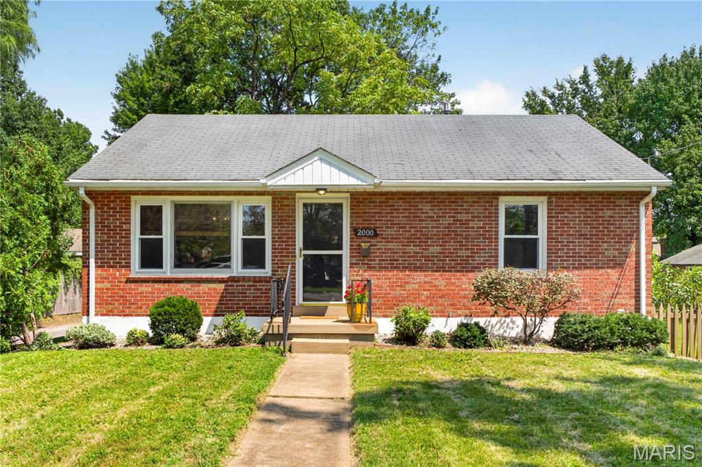 1st image of 2000 Alameda Ave, Saint Louis, MO 63143 | MLS# MIS26049182