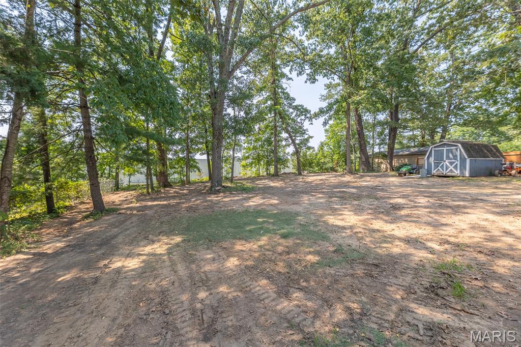 19th image of 2626 Valley Crst, Poplar Bluff, MO 63901 | MLS# MIS26049184