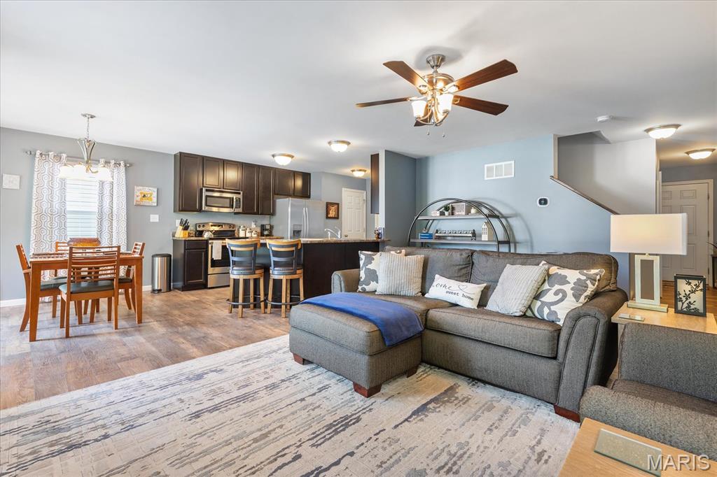 3rd image of 1809 Hyland Green Dr, O Fallon, MO 63366 | MLS# MIS26049186