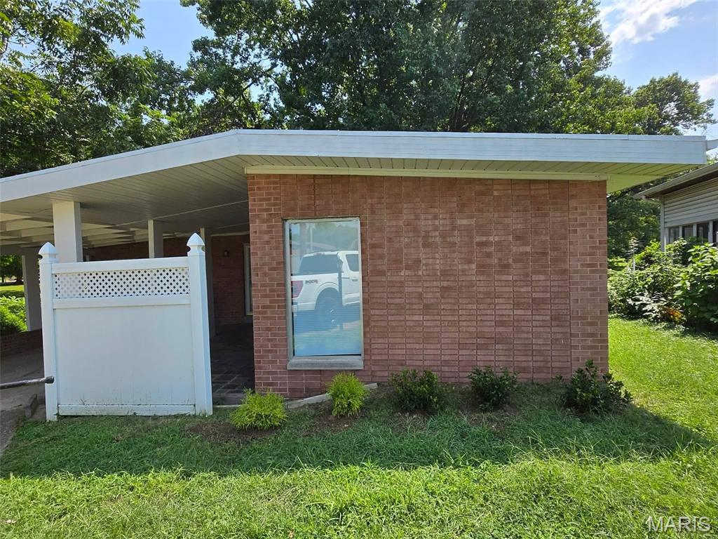 1st image of 40 N 50th St, Belleville, IL 62226 | MLS# MIS26049246