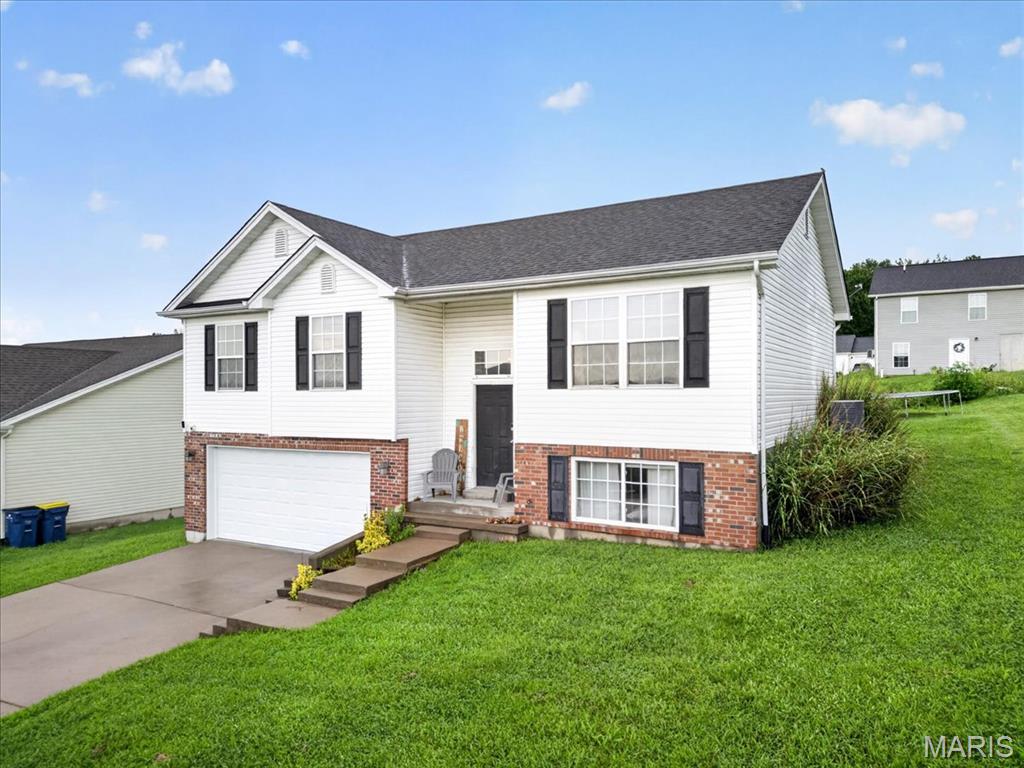 4th image of 8 Somerfield Dr, Union, MO 63084 | MLS# MIS26049259