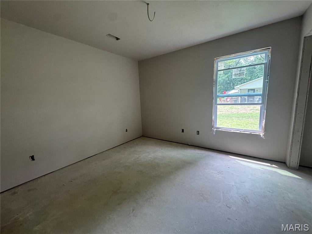 7th image of 422 E Henry St, Poplar Bluff, MO 63901 | MLS# MIS26049337